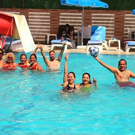 Hotel Garden Alis