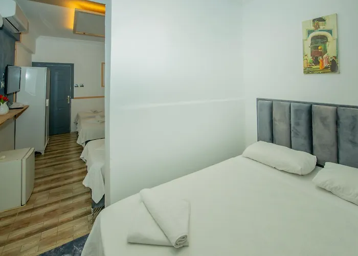 Hotel Alis 2*